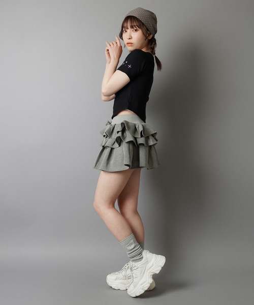SPINNS(スピンズ)の「ミニルーズソックス/刺しゅう/羽根/リボン/ウィッシュコア/バレエコア(ソックス/靴下・レディース・アイボリー/グレー・ONESIZE)」の10枚目の写真