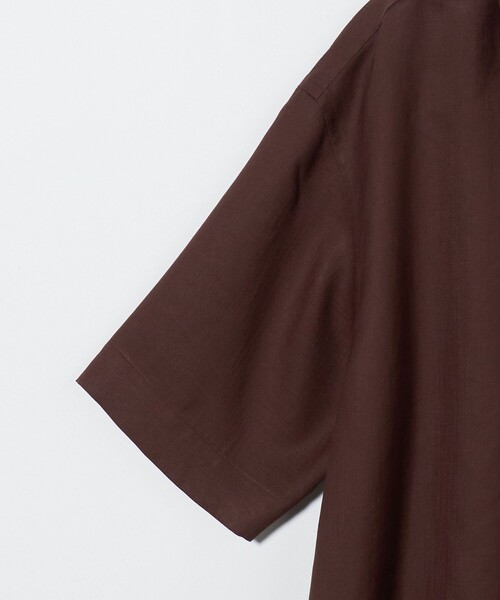 UNITED ARROWS（ユナイテッドアローズ）の「ツイル オープンカラー ショートスリーブシャツ（シャツ/ブラウス・メンズ・ナチュラル/オリーブ/ダークブラウン/ネイビー・M/L/S/XL）」の20枚目の写真