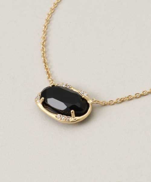 Noble（ノーブル）の「Louise Hendricks/ルイーズ ヘンドリックス ブラックオニキスショートネックレス（ネックレス・レディース・ブラック・FREE）」の7枚目の写真