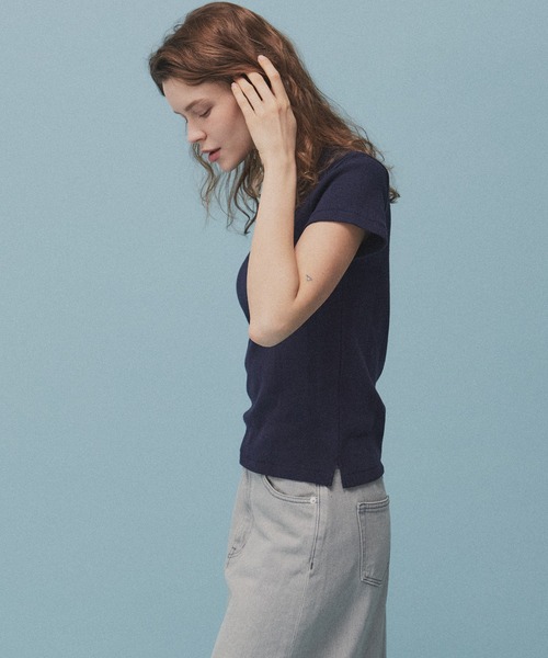 PUBLIC TOKYO(パブリックトウキョウ)の「【別注】Robert P.Miller TEE(Tシャツ/カットソー・レディース・ワイン/ブルー/ホワイト/ライトグレー/ブラウン系/ネイビー/ベージュ系・FREE)」の10枚目の写真