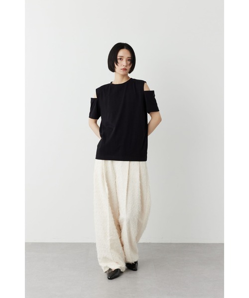 Limue(リミュ)の「カッティングデザイントップス(Tシャツ/カットソー・レディース・ブラック/オフホワイト・FREE)」の14枚目の写真