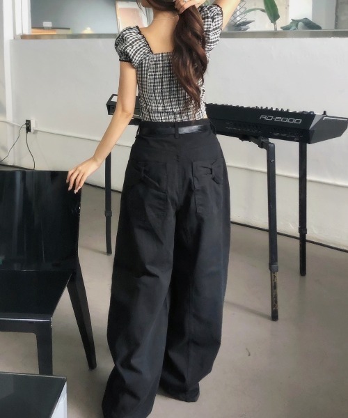 FREE STYLISTS(フリー スタイリスト)の「YUGA_YGMC Cocoon denim pants(デニムパンツ・レディース・ホワイト/ブラック・S/M/L)」の12枚目の写真
