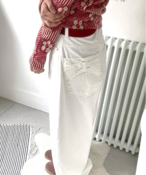 FREE STYLISTS(フリー スタイリスト)の「YUGA_YGMC Cocoon denim pants(デニムパンツ・レディース・ホワイト/ブラック・S/M/L)」の7枚目の写真