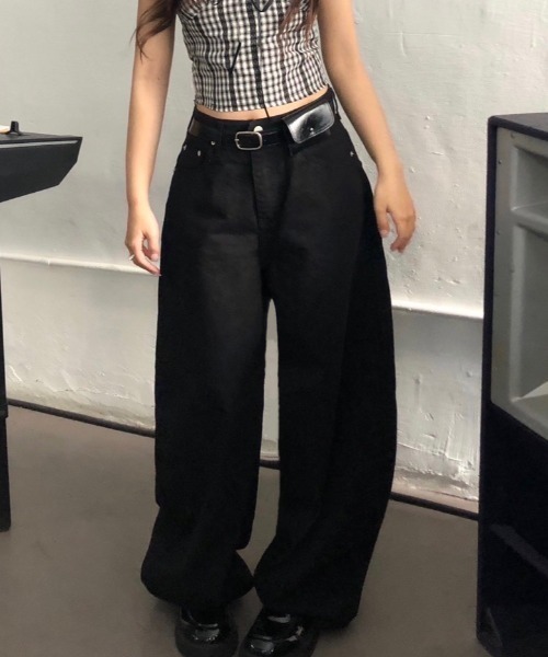 FREE STYLISTS(フリー スタイリスト)の「YUGA_YGMC Cocoon denim pants(デニムパンツ・レディース・ホワイト/ブラック・S/M/L)」の20枚目の写真
