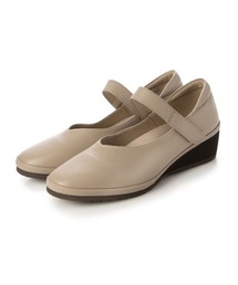 【3E】Vカットストラップシューズ