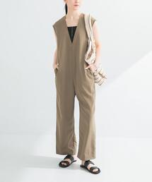URBAN RESEARCH | 『2サイズ展開』リネンライク深Vネックオールインワン(サロペット/オーバーオール)