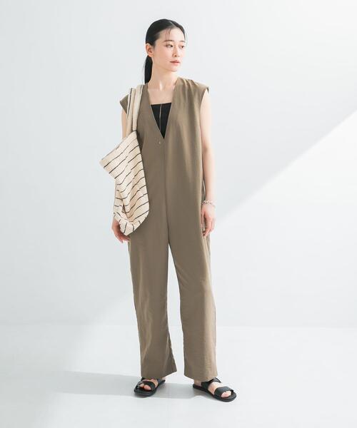 セール】『2サイズ展開』リネンライク深Vネックオールインワン