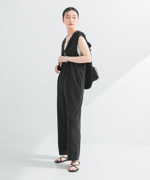 完売品！新品未使用38・リネンコットンVネックサロペット セール】リネンコットン深Vネックオールインワンサロペット