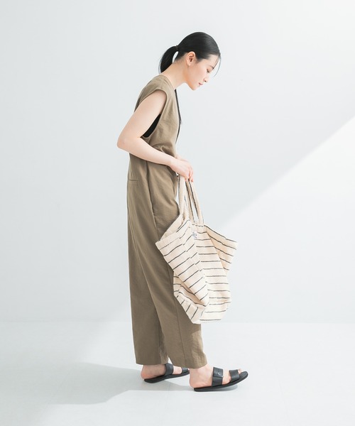 セール】『2サイズ展開』リネンライク深Vネックオールインワン