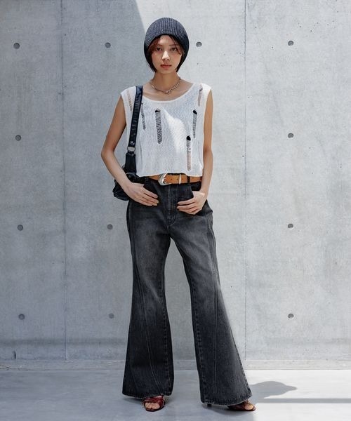 PAGEBOY（ページボーイ）の「スカシアミダメージベスト（ベスト・レディース・ブラック/オフホワイト/ブルー・FREE）」の4枚目の写真