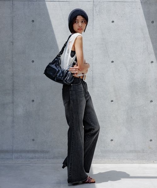 PAGEBOY（ページボーイ）の「スカシアミダメージベスト（ベスト・レディース・ブラック/オフホワイト/ブルー・FREE）」の6枚目の写真