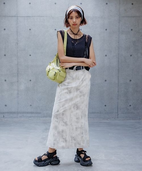 PAGEBOY（ページボーイ）の「スカシアミダメージベスト（ベスト・レディース・ブラック/オフホワイト/ブルー・FREE）」の13枚目の写真