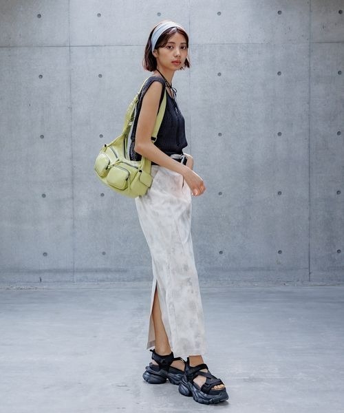 PAGEBOY（ページボーイ）の「スカシアミダメージベスト（ベスト・レディース・ブラック/オフホワイト/ブルー・FREE）」の14枚目の写真