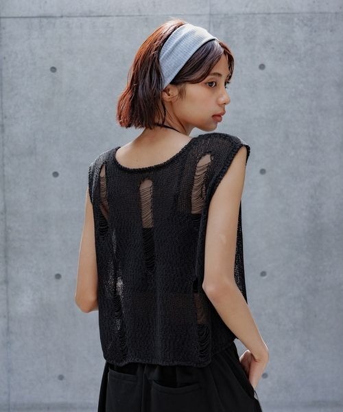 PAGEBOY（ページボーイ）の「スカシアミダメージベスト（ベスト・レディース・ブラック/オフホワイト/ブルー・FREE）」の17枚目の写真