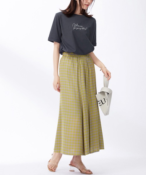 BELLUNA PLUS(ベルーナ)の「ヒンヤリ!着映えプリントプルオーバー(Tシャツ/カットソー・レディース・セージグリーン/グレー系その他/ピンク/チャコール・X-LARGE/MEDIUM/LARGE)」の5枚目の写真