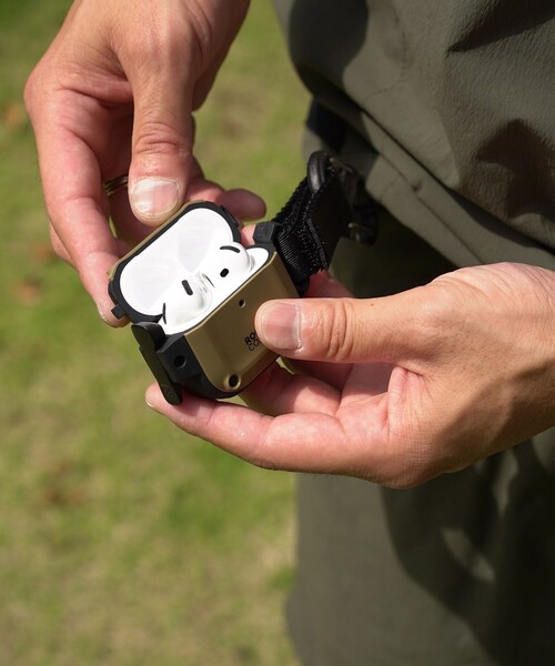 bpr BEAMS（ビーピーアール ビームス ）の「ROOT CO. / GRAVITY Shock Resist Case Pro. for AirPods (第4世代) 専用ケース（ヘッドフォン/イヤホン・レディース・ブラック/カーキ/ライトブラウン・ONE SIZE）」の2枚目の写真