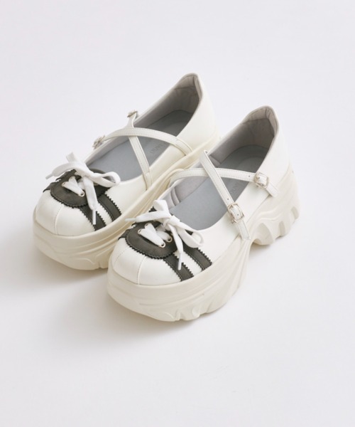 OLIVE des OLIVE(オリーブデオリーブ)の「スニーカー風バレーシューズ(スニーカー・レディース・ブラウン/オフホワイト/ブラック系その他・SMALL/MEDIUM/LARGE)」の2枚目の写真