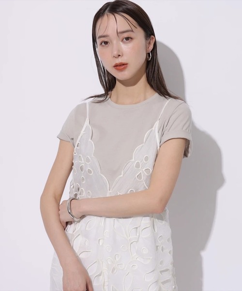 Mystrada(マイストラーダ)の「コンパクトTシャツ(Tシャツ/カットソー・レディース・グレイッシュベージュ/ブラック/ブラック系その他/ホワイト・38)」の4枚目の写真