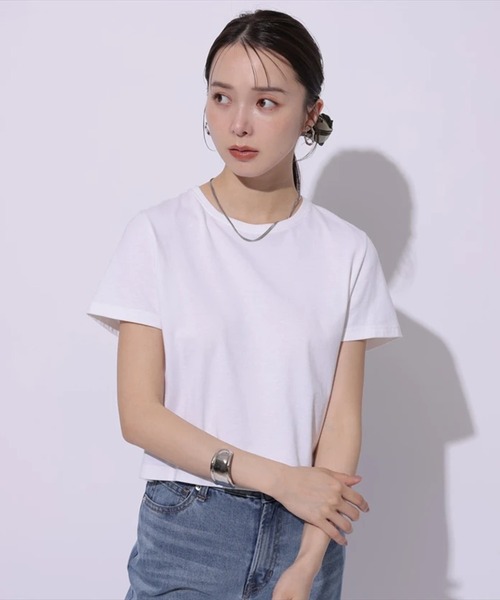 Mystrada(マイストラーダ)の「コンパクトTシャツ(Tシャツ/カットソー・レディース・グレイッシュベージュ/ブラック/ブラック系その他/ホワイト・38)」の16枚目の写真