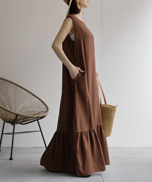 sakishimatokyo（サキシマトーキョー）の「ノースリーブ ギャザー切り替えワンピース（ワンピース・レディース・ブラウン/アイボリー/ブラック/ベージュ/レンガ・FREE）」の4枚目の写真