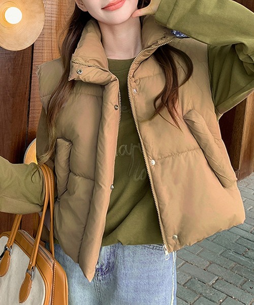 c.u.l（シーユーエル）の「ショート丈 シンプル ハイネックエコダウンベスト culw826（ダウンベスト・レディース・ブラック/ベージュ/アイボリー・M/L）」の12枚目の写真