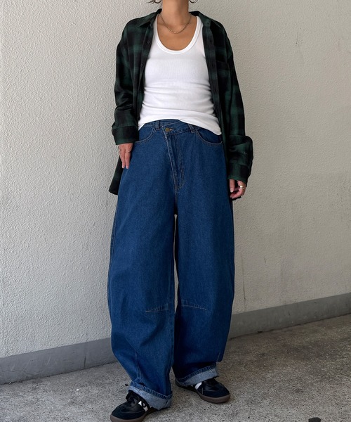 LBC（エルビーシー）の「【デニムセットアップ可能】アシメボタンカーブデニムパンツ（デニムパンツ・レディース・ブラック/ダークネイビー/ブルー・M/L）」の19枚目の写真