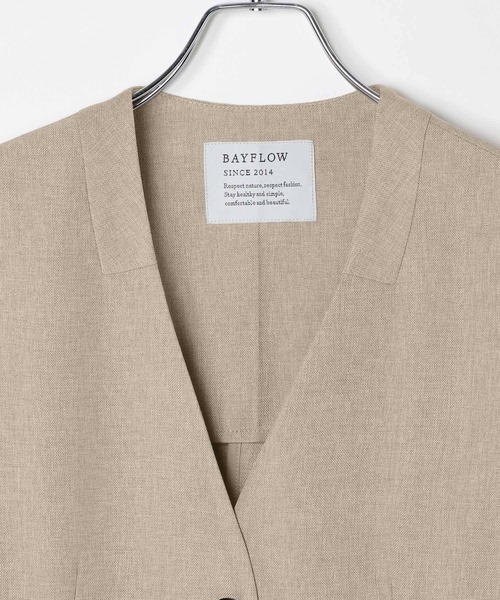 BAYFLOW（ベイフロー）の「リネンライクノーカラーノースリーブベスト（ベスト・レディース・レンガ/チャコール/ベージュ・FREE）」の21枚目の写真