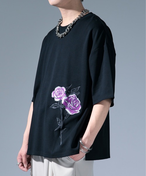 サイドバラ刺繍Tシャツ（Tシャツ/カットソー）｜Ellno Loset（エルノ