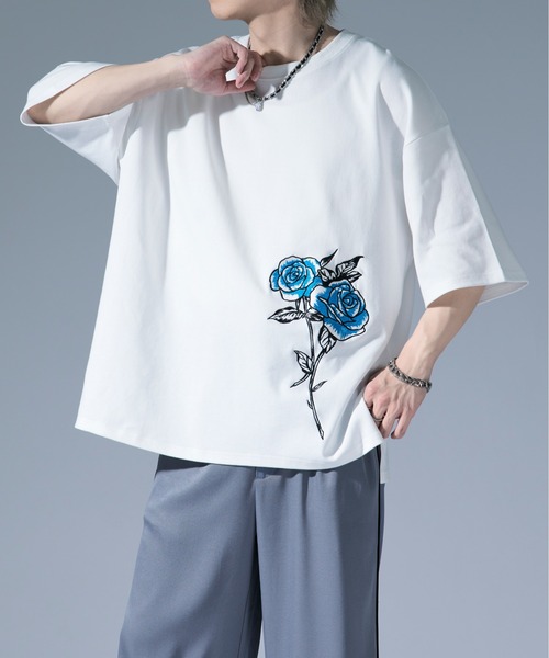 サイドバラ刺繍Tシャツ（Tシャツ/カットソー）｜Ellno Loset（エルノ