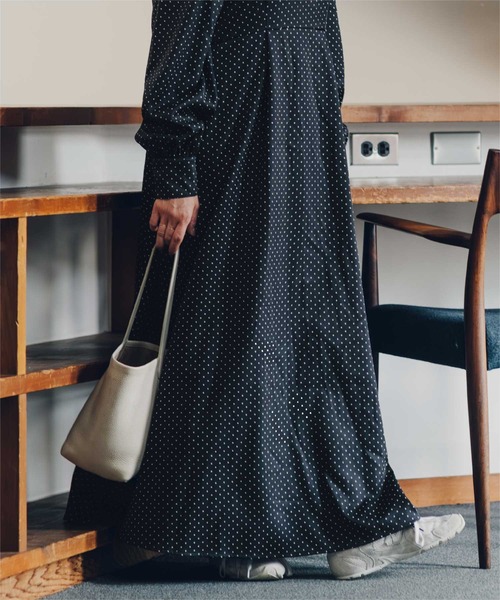 titivate(ティティベイト)の「ボリュームギャザースリーブフレアワンピース(ワンピース・レディース・ブルー系その他/ドット/ブラック系その他・S/L/M)」の19枚目の写真