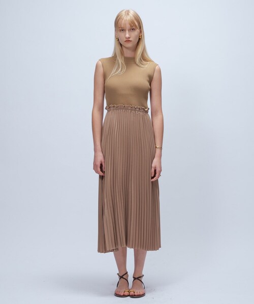 cloenc（クロエンス）の「ニットドッキングプリーツワンピース（ワンピース・レディース・ブラック/キャメル・03/01/02）」の3枚目の写真