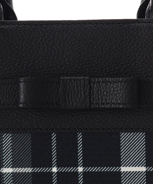 Samantha Thavasa(サマンサタバサ)の「チェック柄エムシュシュⅢ トートバッグ(トートバッグ・レディース・グレイッシュベージュ/ブラック/オフホワイト・FREE)」の5枚目の写真