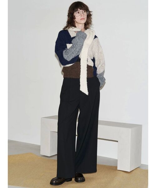 VEQUM（VEQUM）の「【VEQUM】CURVE ROUND LOAFER（ローファー・レディース・ブラック・35/36/37）」の4枚目の写真