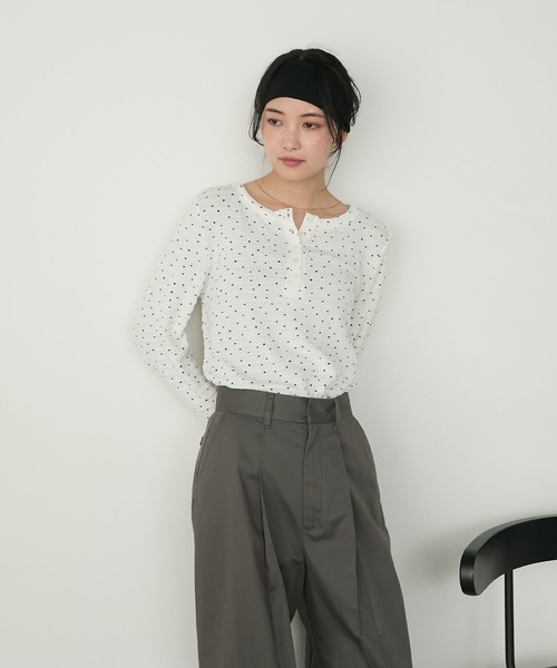 forksy.】ドット柄ヘンリーネックジャガードトップス forksy.│MONO