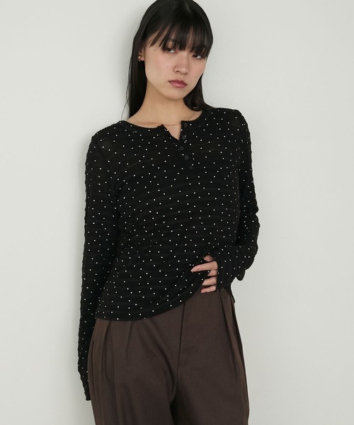 forksy.（フォルクシー）の「【forksy.】ドット柄ヘンリーネックジャガードトップス（Tシャツ/カットソー・レディース・チャコールグレー/オフホワイト/ブラック・FREE）」の15枚目の写真