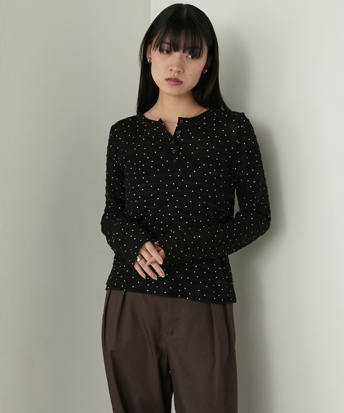 forksy.（フォルクシー）の「【forksy.】ドット柄ヘンリーネックジャガードトップス（Tシャツ/カットソー・レディース・チャコールグレー/オフホワイト/ブラック・FREE）」の17枚目の写真