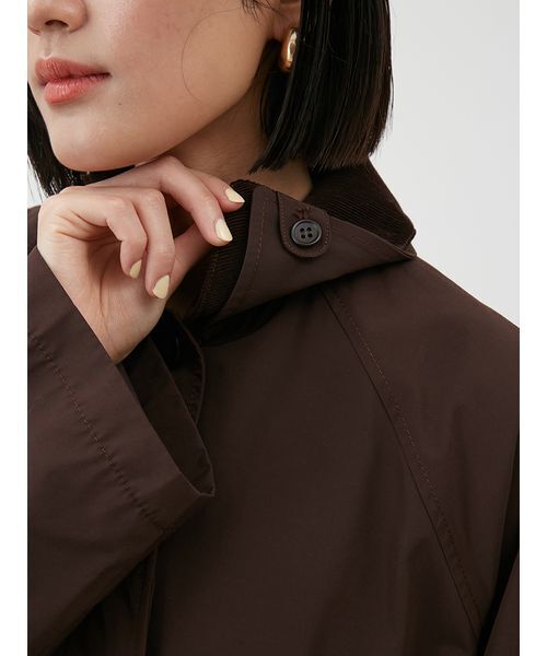 Mila Owen（ミラオーウェン）の「Ａラインステンカラーコート（ステンカラーコート・レディース・ライトブルー/ベージュ/ブラウン・1/0）」の16枚目の写真