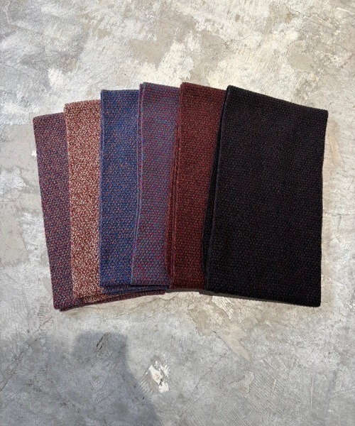 crepuscule(クレプスキュール)の「crepuscule Wool Kanoko Muffler (2503-028)(マフラー・メンズ・ブラック・FREE)」の2枚目の写真