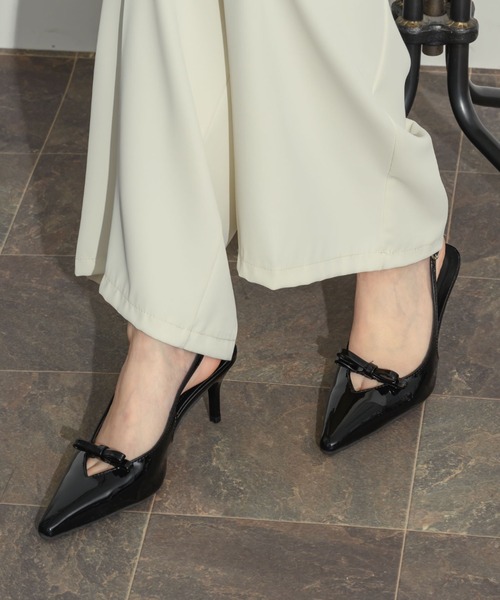 NEUNA(ヌナ)の「リボンボウミュール(パンプス・レディース・ブラック・36/38/40)」の8枚目の写真