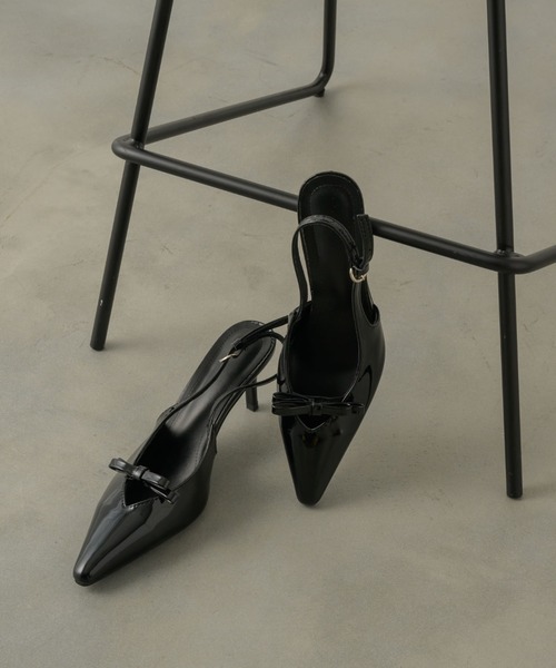 NEUNA(ヌナ)の「リボンボウミュール(パンプス・レディース・ブラック・36/38/40)」の9枚目の写真