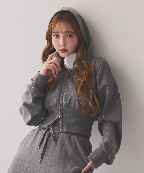 one after another NICE CLAUP（ワンアフターアナザーナイスクラップ）の「【セットアップ対応】ビジューショートパーカー（パーカー・レディース・ライトピンク/オフホワイト/チャコールグレー/杢グレー/ブラック系その他・FREE）」の16枚目の写真