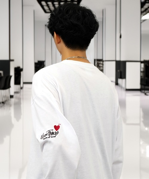 L'atelier(ラトリエ)の「刺繍 長袖 Tシャツ ハート 黒猫 バルーン グラフィック Tシャツ(Tシャツ/カットソー・メンズ・その他10/その他8/ホワイト系3/ホワイト系2/ブラック系その他2/ブラック系その他3/その他9/その他7/その他5/ブラック系2/ホワイト系その他2/その他4/その他6/ホワイト系6/ホワイト系その他3/その他2/その他3/その他1・LL/L/M)」の22枚目の写真