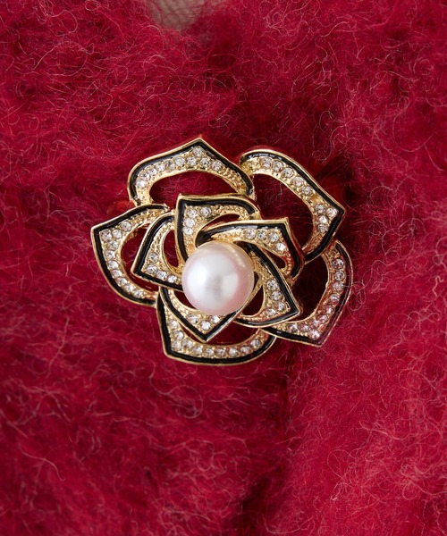 Seemi. byNICECLAUP（ シーミーバイナイスクラップ）の「【Seemi.】ブローチ付きニットショートカーディガン（カーディガン/ボレロ・レディース・レッド/グレー×ピンク/オフホワイト・FREE）」の13枚目の写真