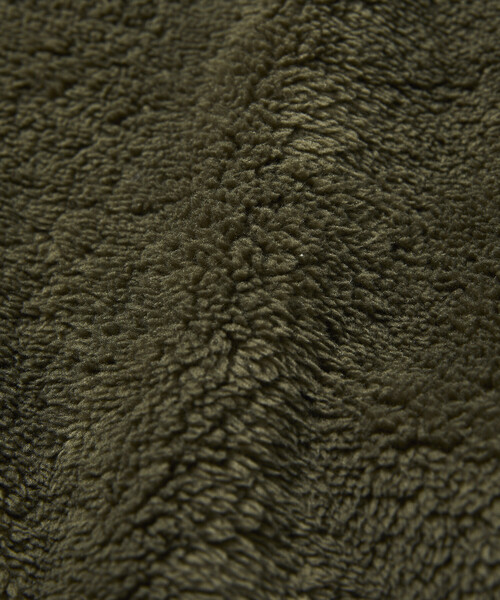 FREAK'S STORE（フリークスストア）の「限定展開 リラックスフィット ラグランスリーブ シャギーフリース プルオーバー（その他トップス・メンズ・ブラック/チャコールグレー/オリーブ/グレイッシュベージュ・SMALL/MEDIUM/LARGE）」の15枚目の写真