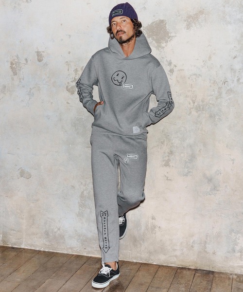 seventy seven（セブンティセブン）の「mp14172-cardboard long pants(arrow) スウェットパンツ(7725W080)（スウェットパンツ・メンズ・トップグレー/ブラック・XL/L/M/S）」の8枚目の写真