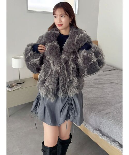 dazzlin（ダズリン）の「カールエコファーブルゾン（ブルゾン・レディース・ブルー/ピンク/チャコールグレー/アイボリー/ブラウン・FREE）」の10枚目の写真