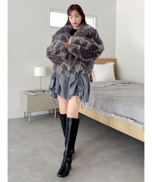 dazzlin（ダズリン）の「カールエコファーブルゾン（ブルゾン・レディース・ブルー/ピンク/チャコールグレー/アイボリー/ブラウン・FREE）」の13枚目の写真