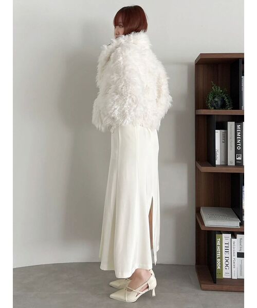 dazzlin（ダズリン）の「カールエコファーブルゾン（ブルゾン・レディース・ブルー/ピンク/チャコールグレー/アイボリー/ブラウン・FREE）」の18枚目の写真