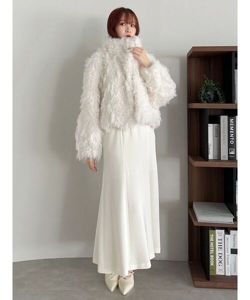 dazzlin（ダズリン）の「カールエコファーブルゾン（ブルゾン・レディース・ブルー/ピンク/チャコールグレー/アイボリー/ブラウン・FREE）」の19枚目の写真