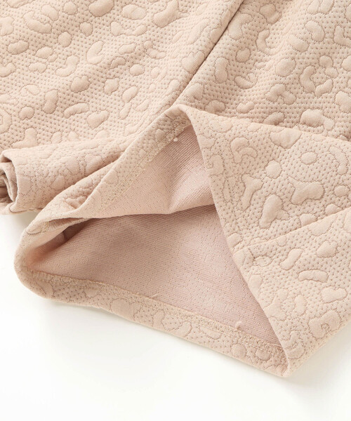 ZIDDY（ジディ）の「膨れジャガードトレーナー＆ショートパンツセット(130~160cm)（セットアップ・キッズ・ベージュ/ブラック・150cm/FREE/130cm/140cm）」の3枚目の写真